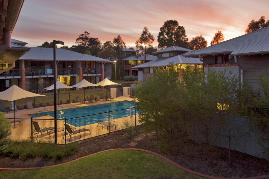 package_details_accom.php?CalendarDate=1746-01&accom_packagesPage=6&propertyID=94