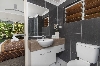 1 Bedroom Deluxe Apartment: Bathroom