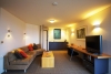 Deluxe Ocean View Suite - Living area