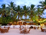 Gorgeous Plantation Island Resort awaits