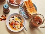 Enjoy Singapore's unique breakfast
